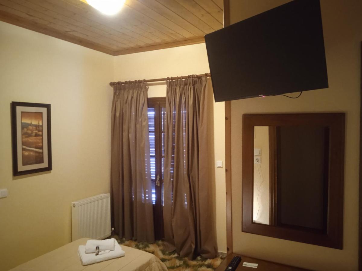 Thiamis Guesthouse Doliana ภายนอก รูปภาพ