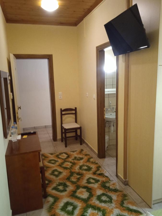 Thiamis Guesthouse Doliana ภายนอก รูปภาพ