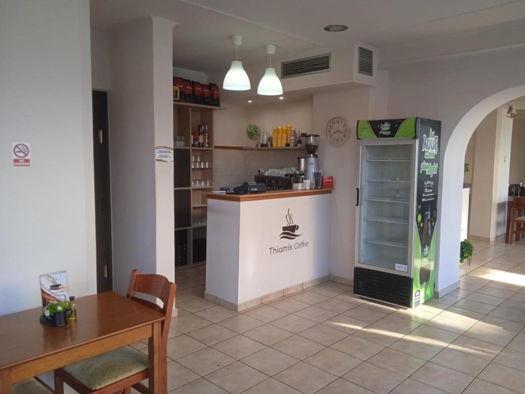 Thiamis Guesthouse Doliana ภายนอก รูปภาพ
